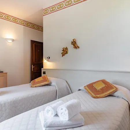 Lucca Franco's Nocleg ze śniadaniem