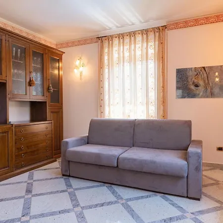 Lucca Franco's Nocleg ze śniadaniem