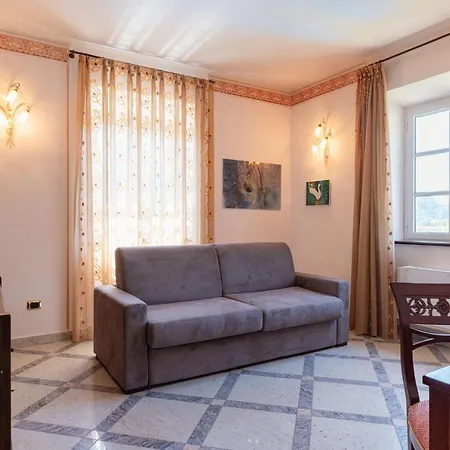 Lucca Franco's Nocleg ze śniadaniem