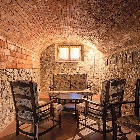 Lucca Franco's Bed & Breakfast Diecimo