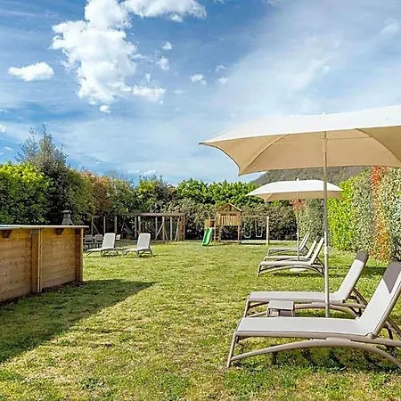 Lucca Franco's Bed & Breakfast Diecimo